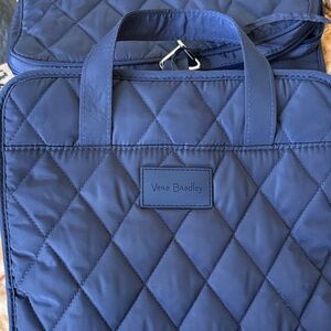 Vera Bradley Navy Quilted -Hanging travel Bag. *Read* Description.